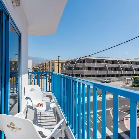 شقة D.riva Apartament لوس أبريغوس