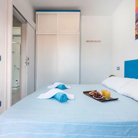 D.riva Apartament * لوس أبريغوس